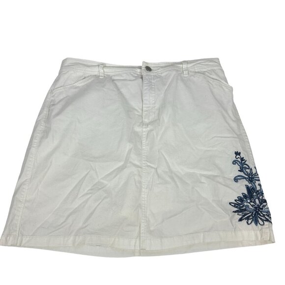 croft & barrow Pants - Croft & Barrow Womens White Classic Fit Skort Blue Embroidered Floral Size 12
